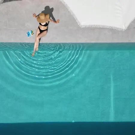 Nicole Collection- Meganisi Cove דירה