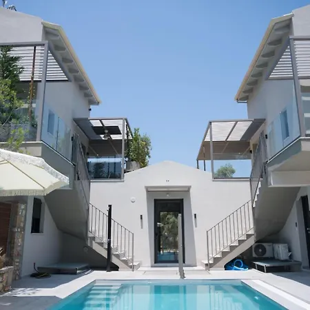 Nicole Collection- Meganisi Cove דירה *