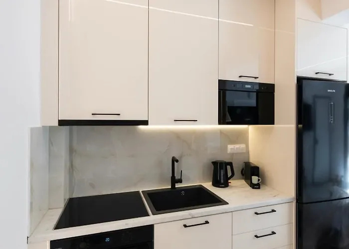 Nicole Collection- Cove 아파트