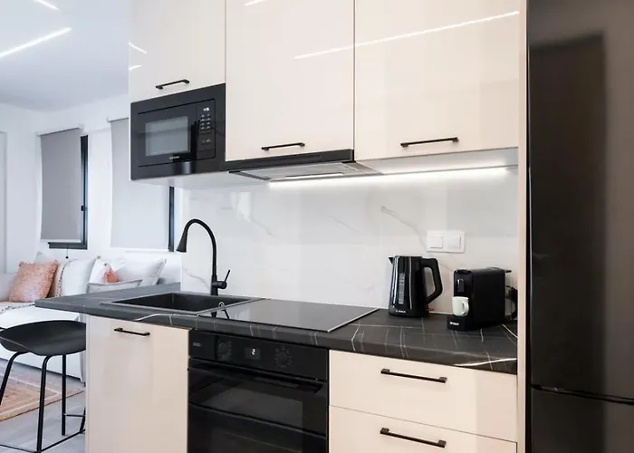 Nicole Collection- Cove