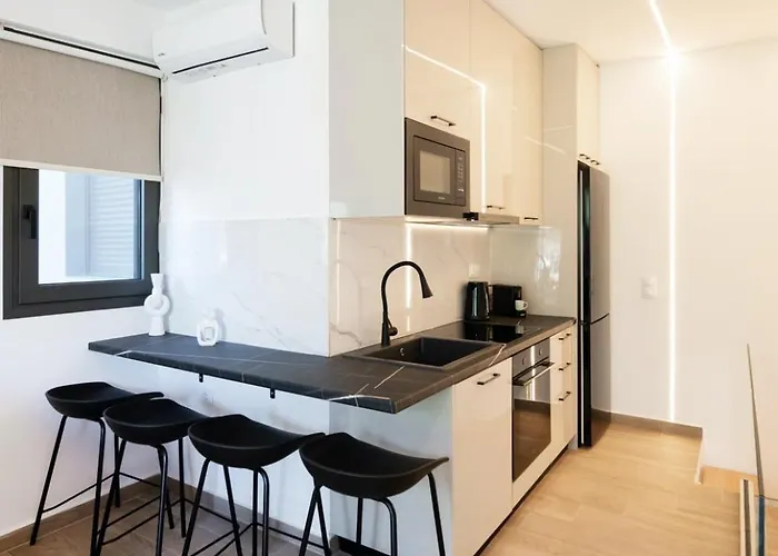 Nicole Collection- Cove * 메가니시